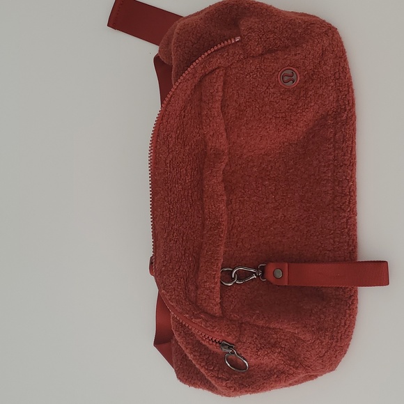 lululemon athletica Handbags - Lululemon On the Beat Belt Bag *Sherpa Heathered Magma